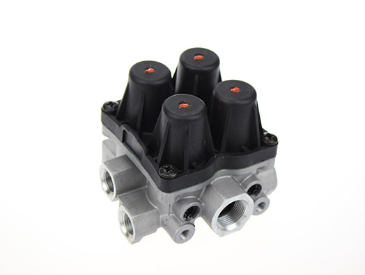 Four circuit valve