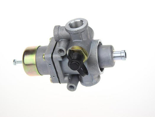 Pressure regulating valve
