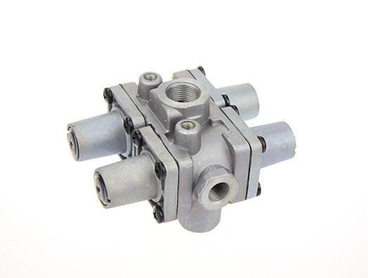 Four circuit valve